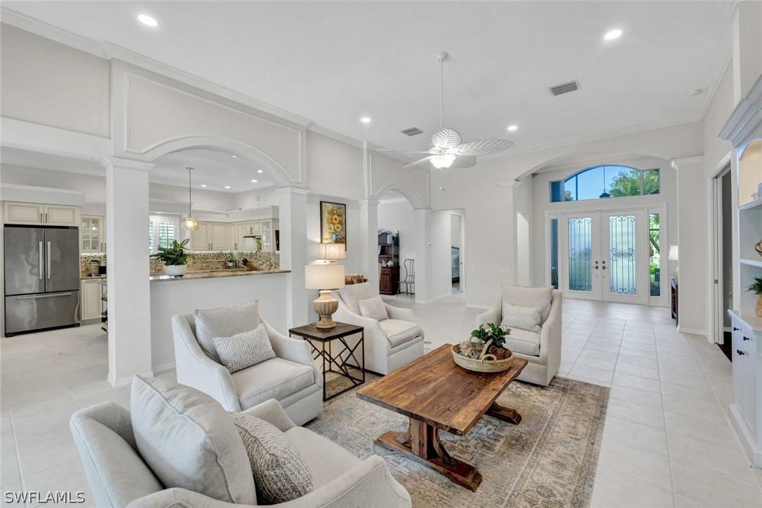 9134 Troon Lakes Dr., Naples, FL 34109