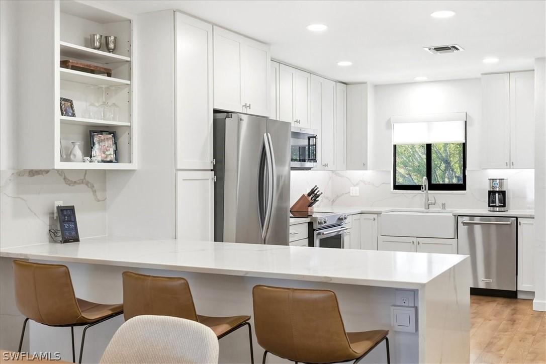 4062 Belair Ln. #9, Naples, FL 34103