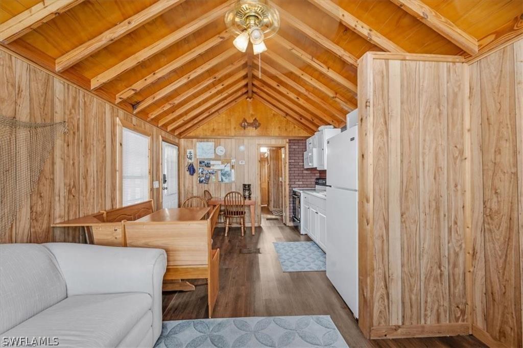 825 Copeland Ave. #20, Everglades City, FL 34139