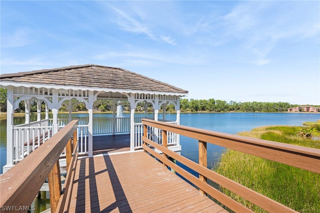 1672 Tarpon Bay Dr. #102, Naples, FL 34119