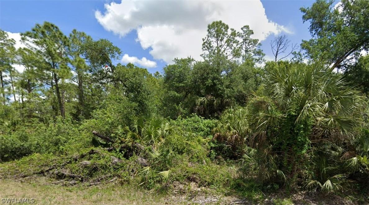 718 Louis Ave., Lehigh Acres, FL 33972