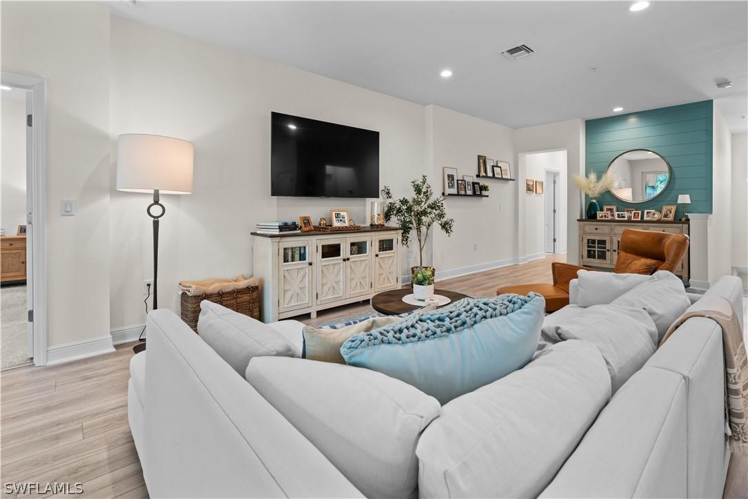 2280 Priory Ln. #1106, Naples, FL 34120