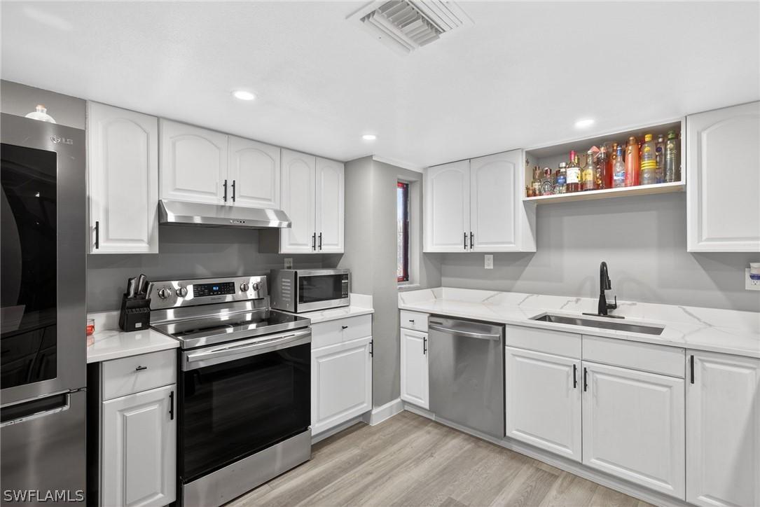 7123 Penner Ln. #6, Fort Myers, FL 33907