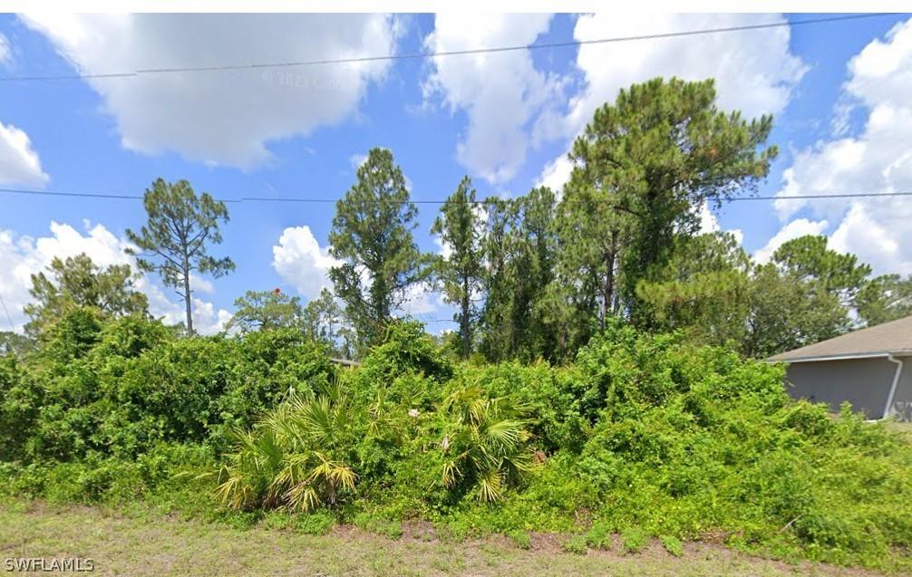 528 Potter Ave., Lehigh Acres, FL 33974