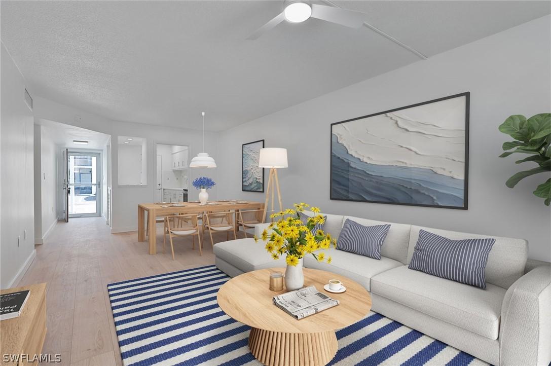 72 7th St. #108, Naples, FL 34102