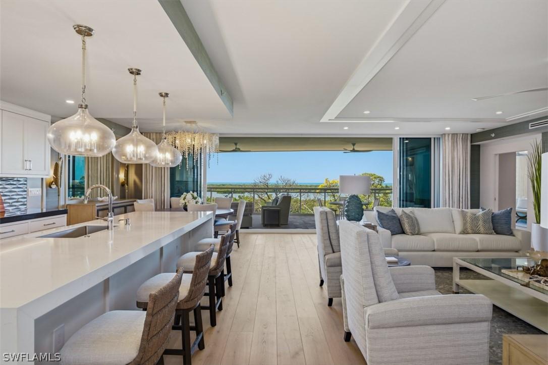 13945 Old Coast Rd. #605, Naples, FL 34110