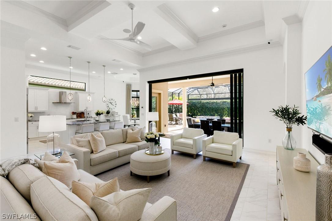 7509 Lantana Cir., Naples, FL 34119