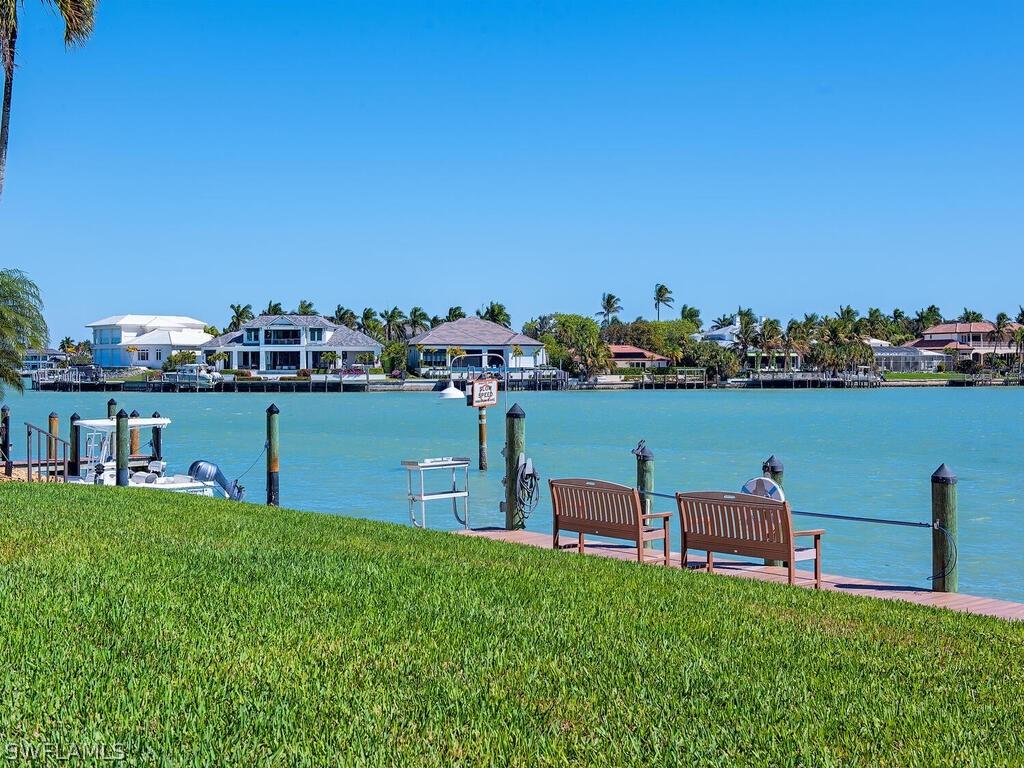 2900 Gulf Shore Blvd. #410, Naples, FL 34103