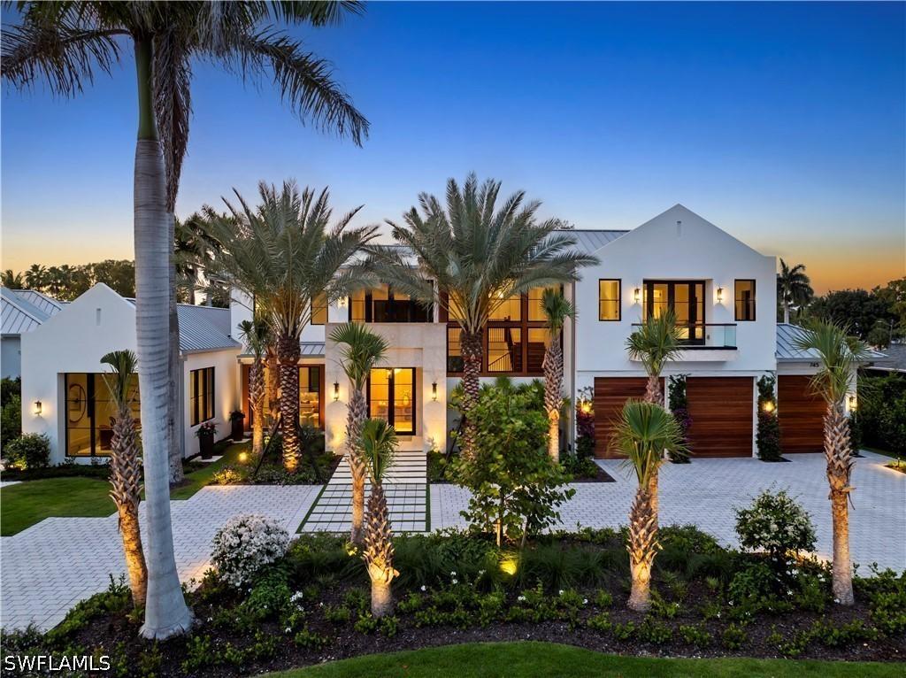 745 Pectin Rd., Naples, FL 34102