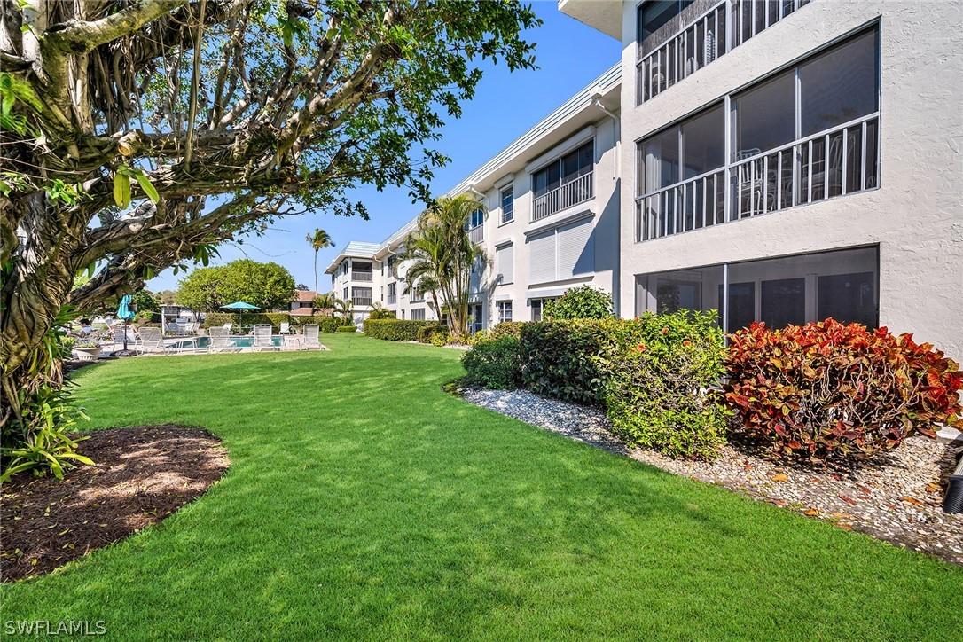 3055 Riviera Dr. #102, Naples, FL 34103