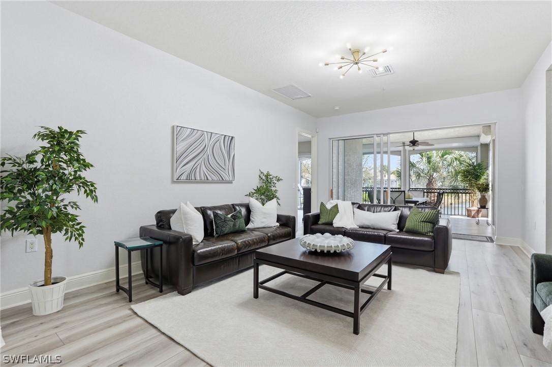 9270 Campanile Cir. #202, Naples, FL 34114