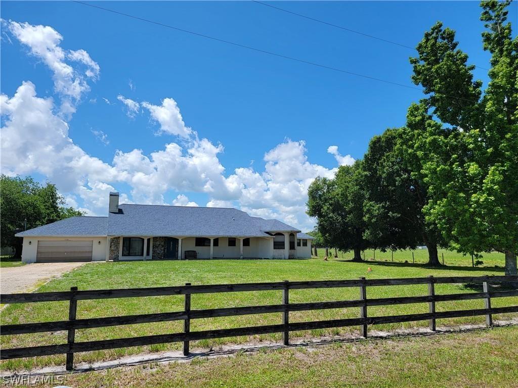 1330 Purple Martin Dr., Naples, FL 34120