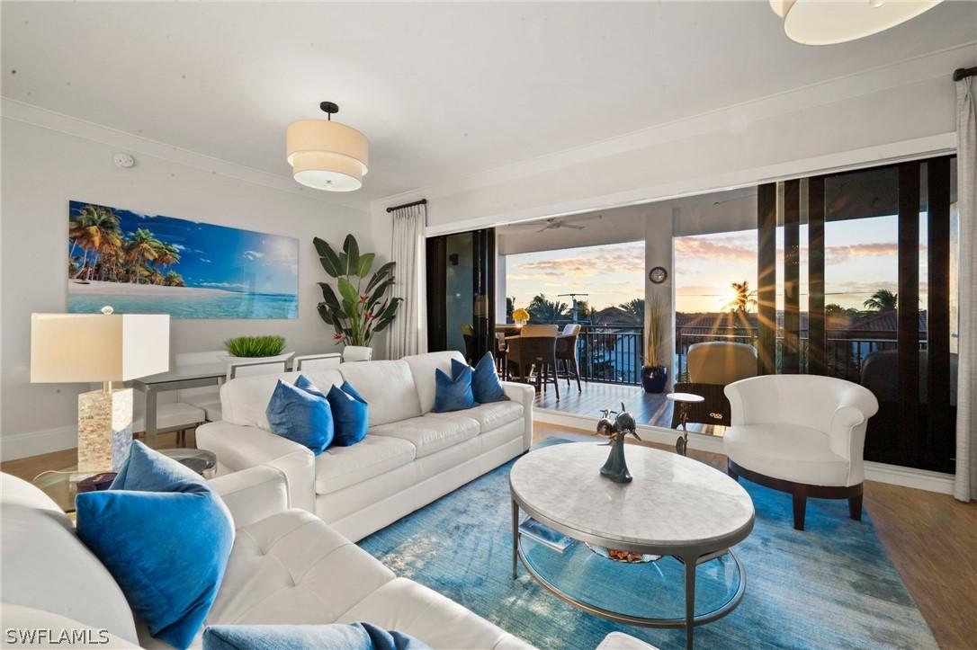 1035 3rd Ave. #407, Naples, FL 34102