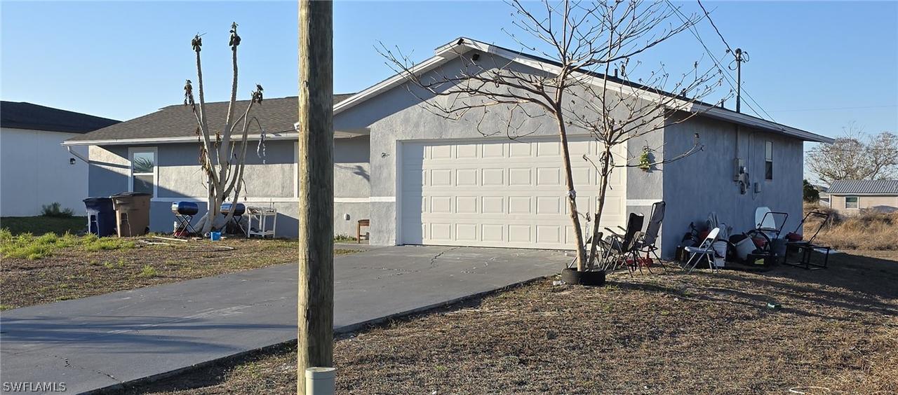 4002 13th St., Lehigh Acres, FL 33976