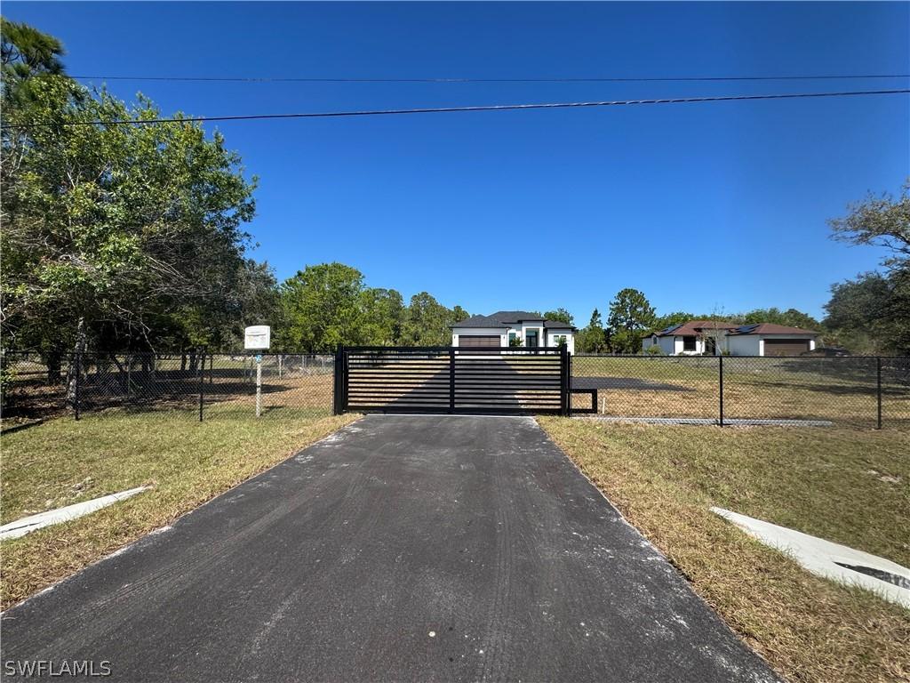 3217 60th Ave., Naples, FL 34120