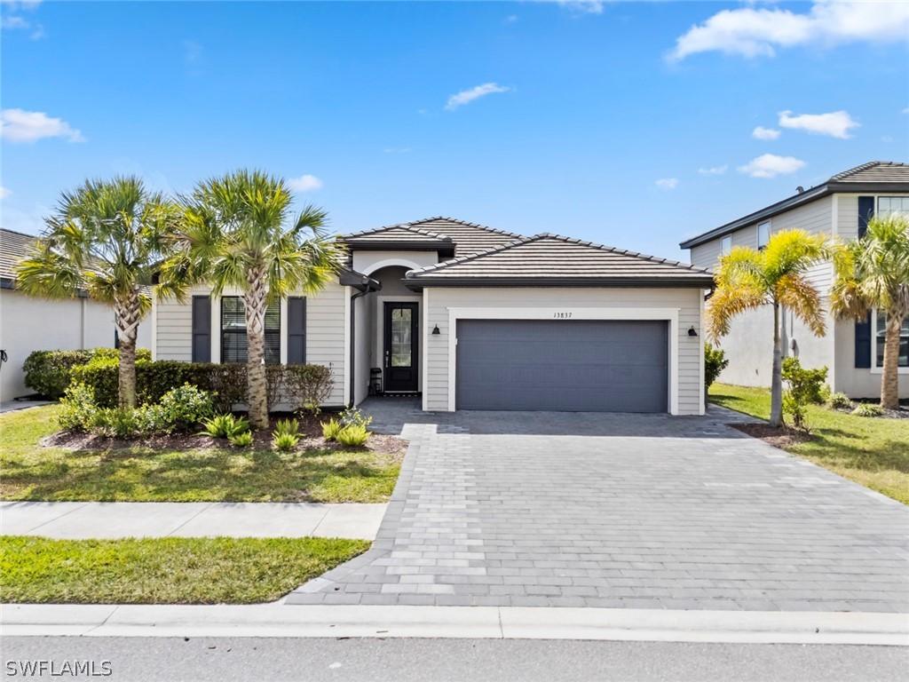 13837 Pine Lodge Ln., Fort Myers, FL 33913