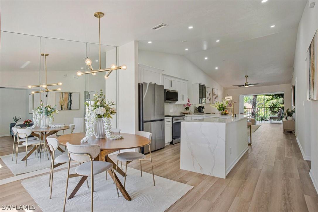 821 Gulf Pavilion Dr. #206, Naples, FL 34108