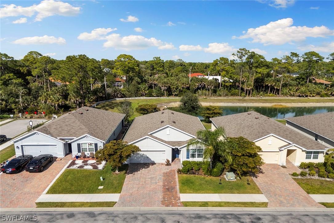 737 Hadley St., Naples, FL 34104