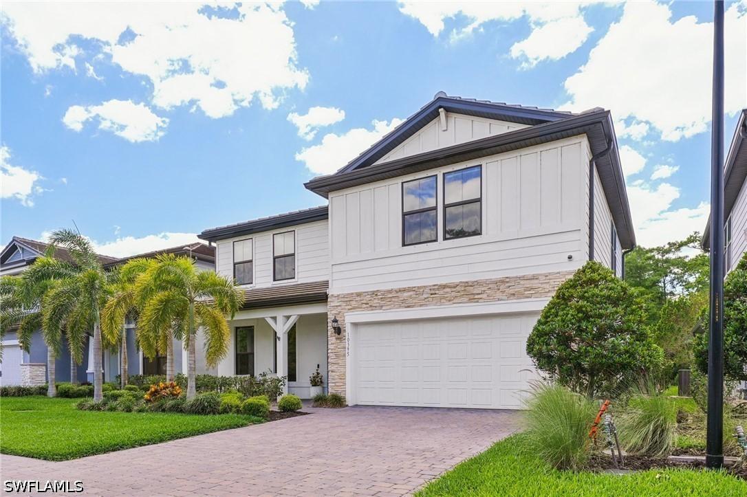 10395 Ventana Ln., Naples, FL 34120