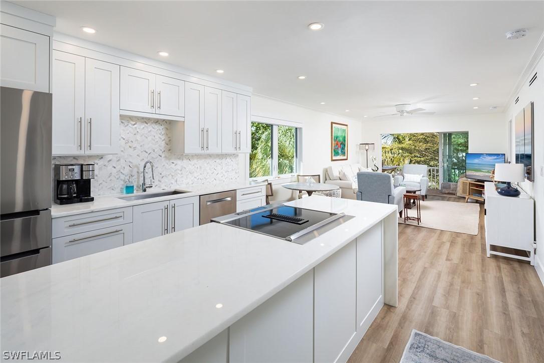 333 4th Ave. #303, Naples, FL 34102