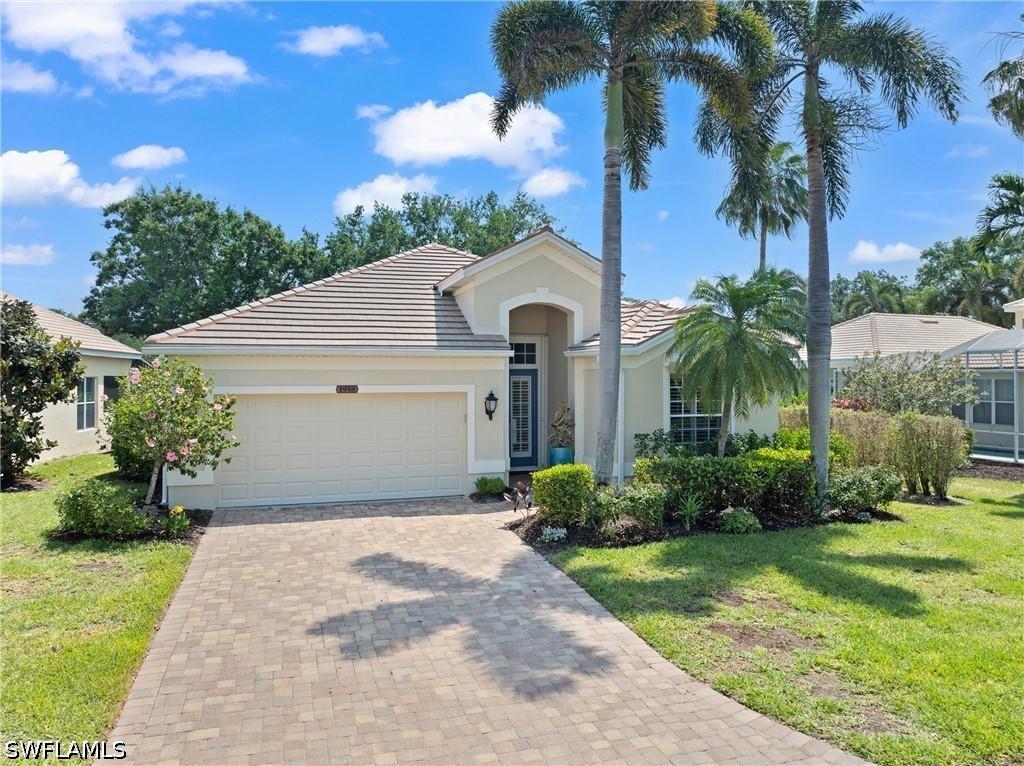 1958 Dory Ct., Naples, FL 34109