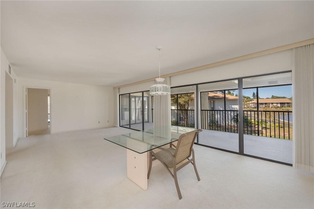 517 Lake Louise Cir. #201, Naples, FL 34110