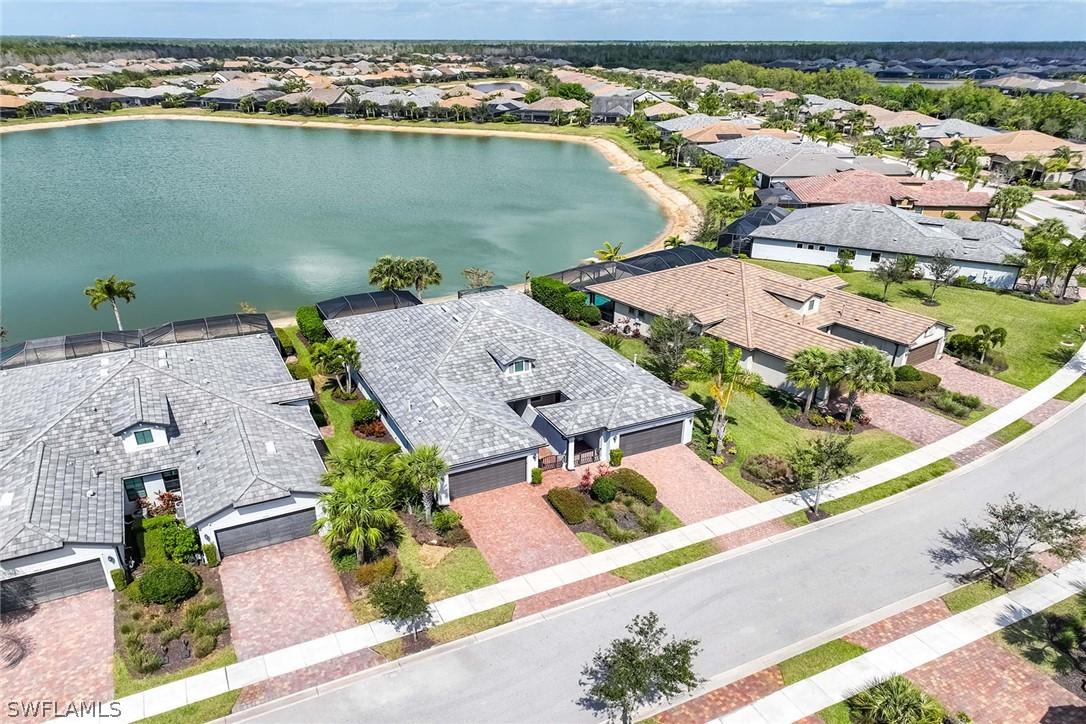 7785 Jacaranda Ln., Naples, FL 34114