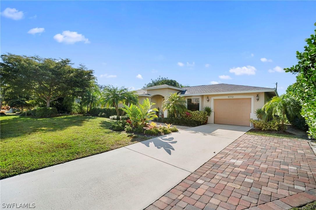 9772 Bobwhite Ln., Bonita Springs, FL 34135