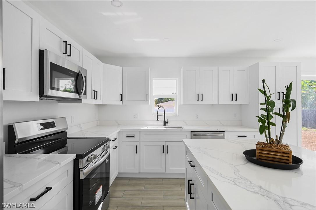 4448 18th Ave., Naples, FL 34116