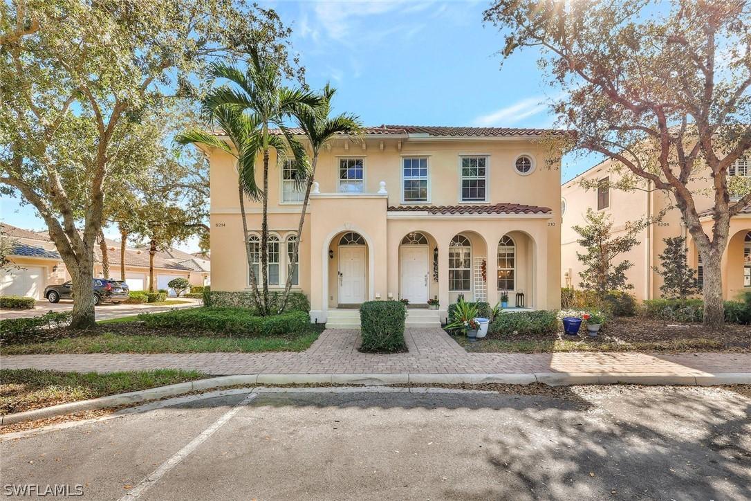 6210 Towncenter Cir., Naples, FL 34119