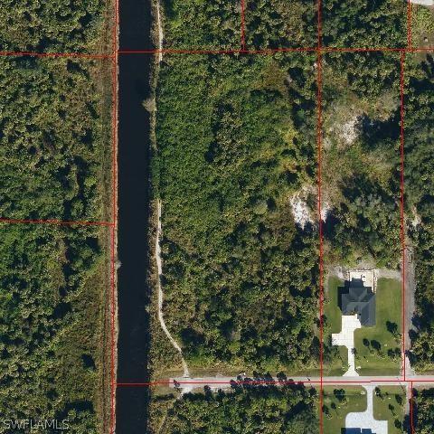 2565 30th Ave., Naples, FL 34117