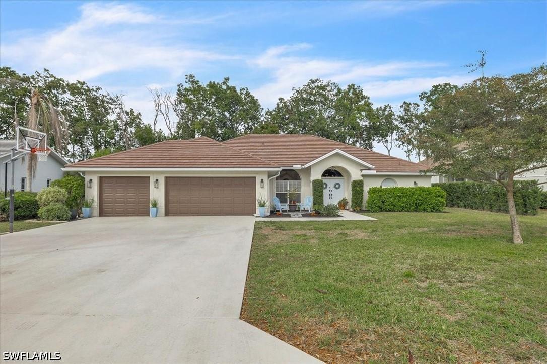 488 Henley Dr., Naples, FL 34104