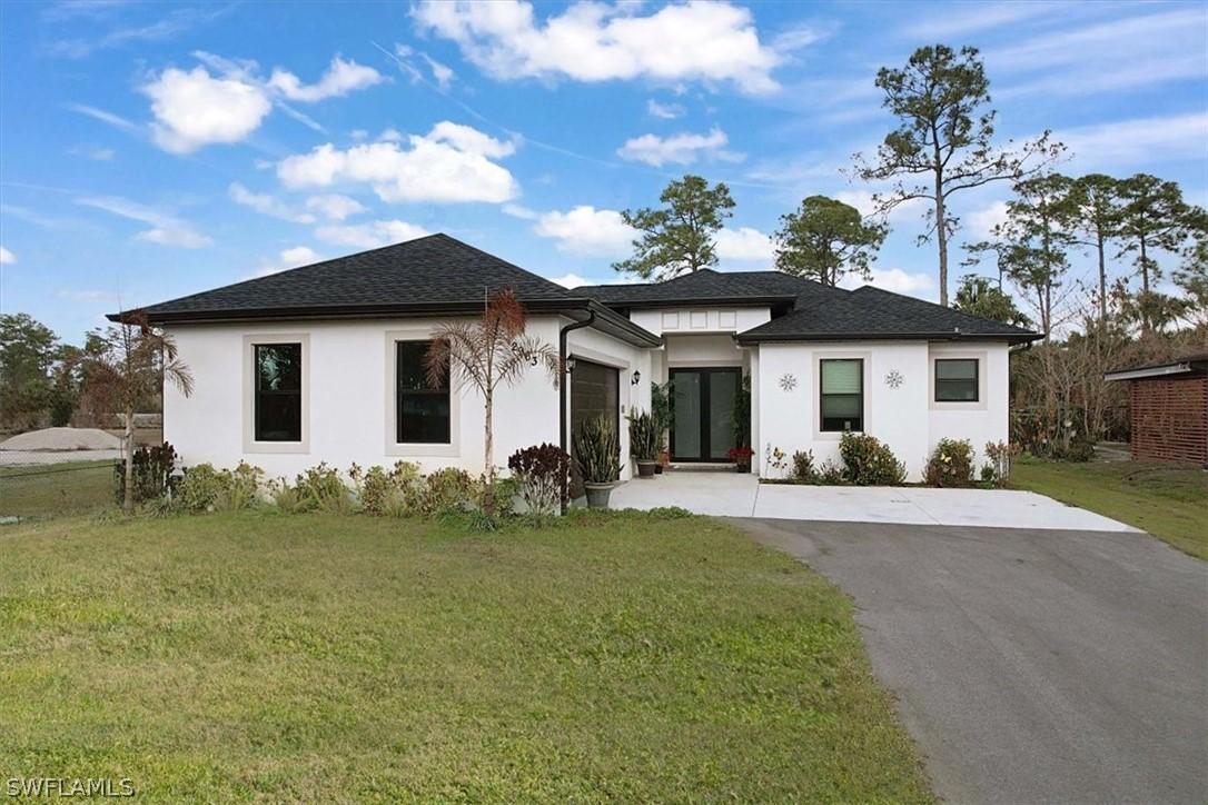 2963 40th Ave., Naples, FL 34117