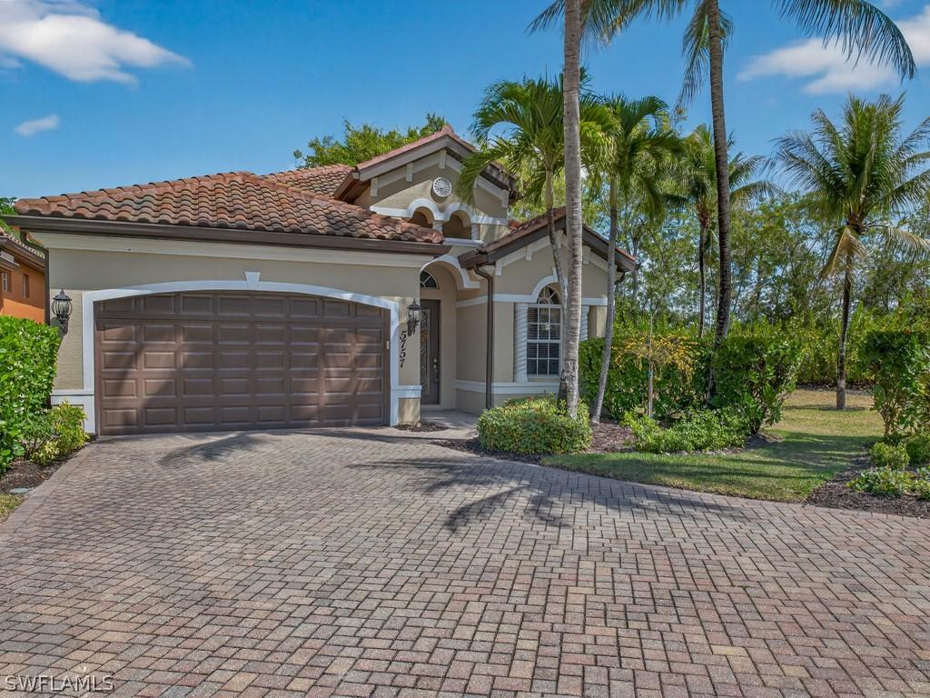 5757 Mango Cir., Naples, FL 34110
