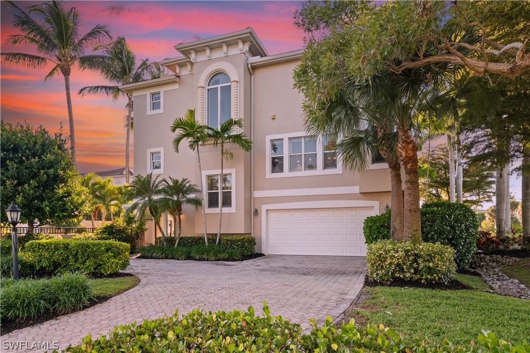 1104 6th St. #1, Naples, FL 34102