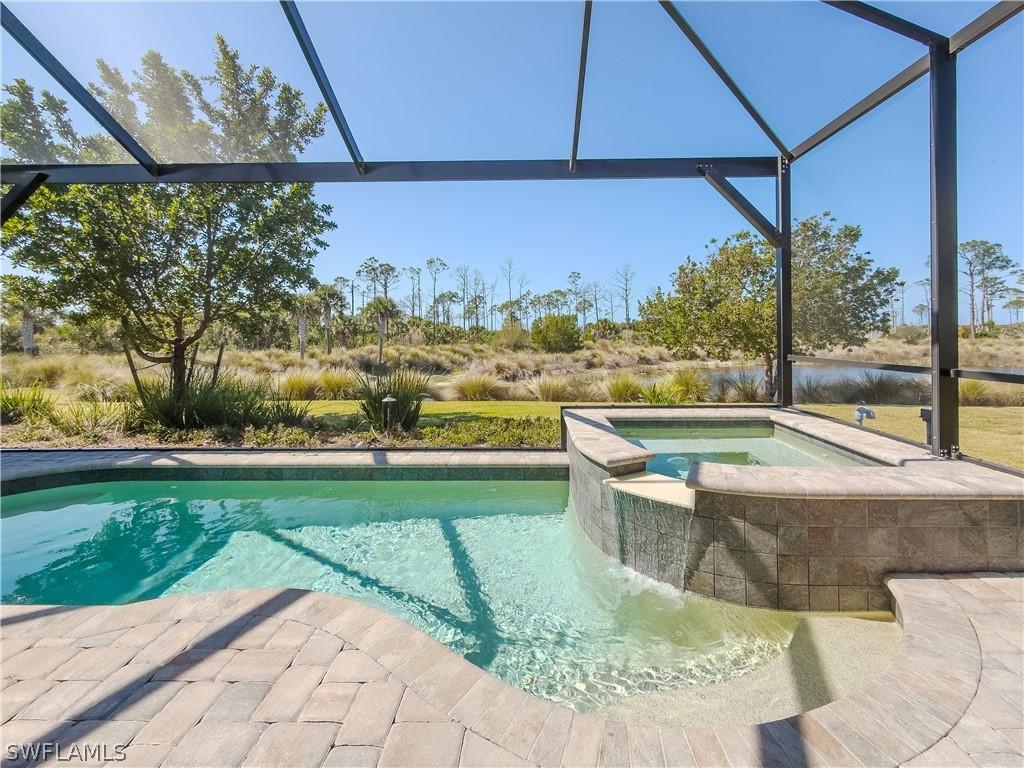 6399 Negril Isle Dr., Naples, FL 34113