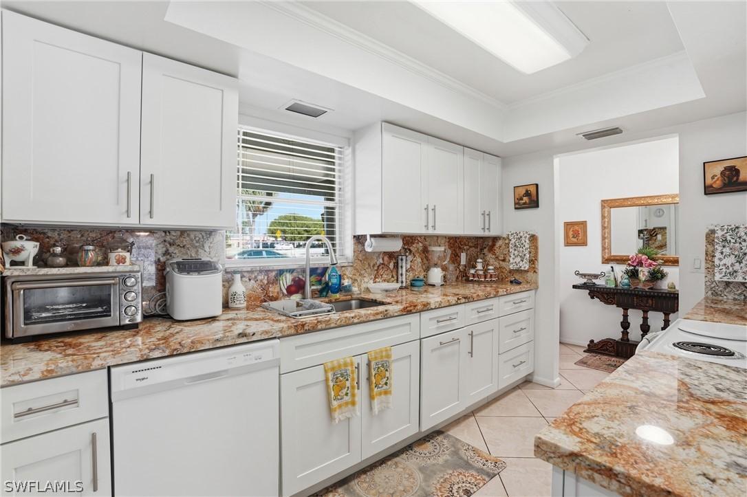 1406 Grandale St., Lehigh Acres, FL 33936