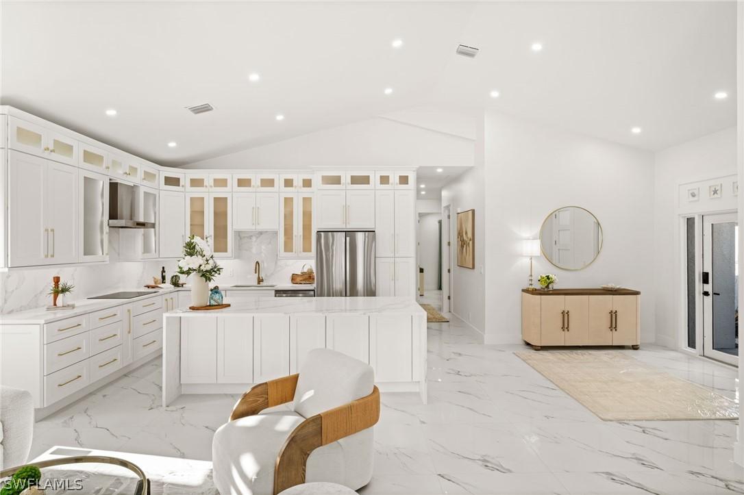 1046 Silverstrand Dr., Naples, FL 34110