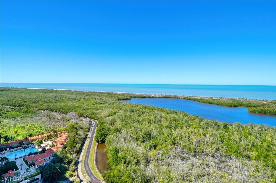 6825 Grenadier Blvd. #PH1, Naples, FL 34108