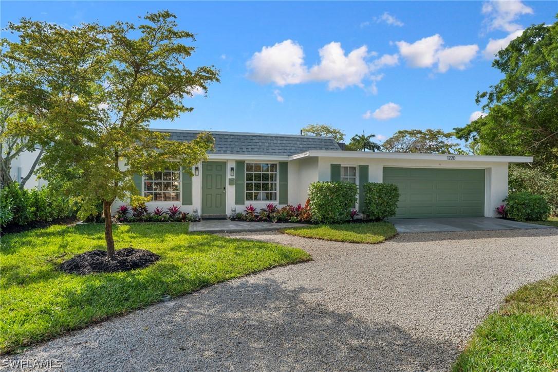 1220 10th Ave., Naples, FL 34102