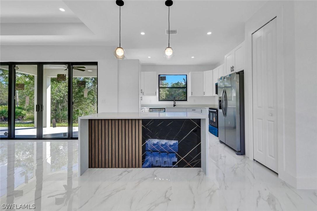 2002 E 10th St., Lehigh Acres, FL 33936