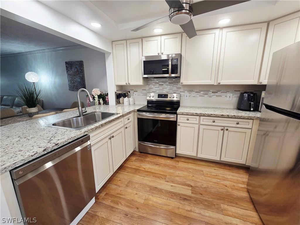 1086 Forest Lakes Dr. #9207, Naples, FL 34105