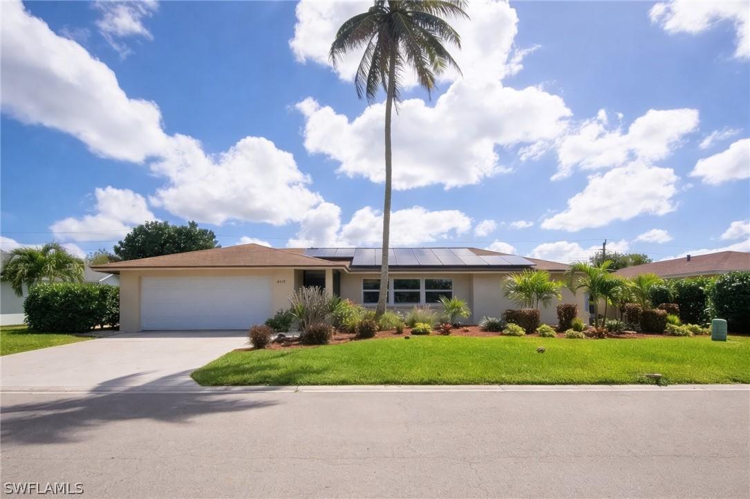 4419 Lakewood Blvd., Naples, FL 34112