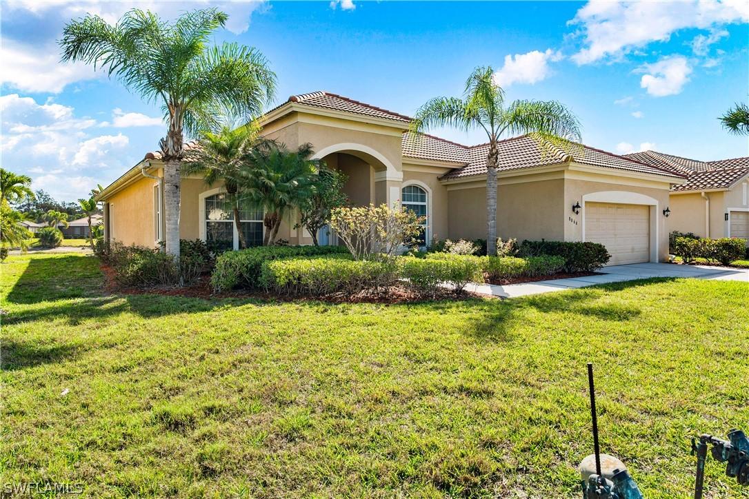 8066 Princeton Dr., Naples, FL 34104
