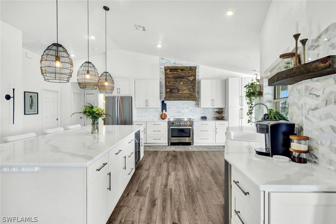 17 SE 15th Ave., Cape Coral, FL 33990