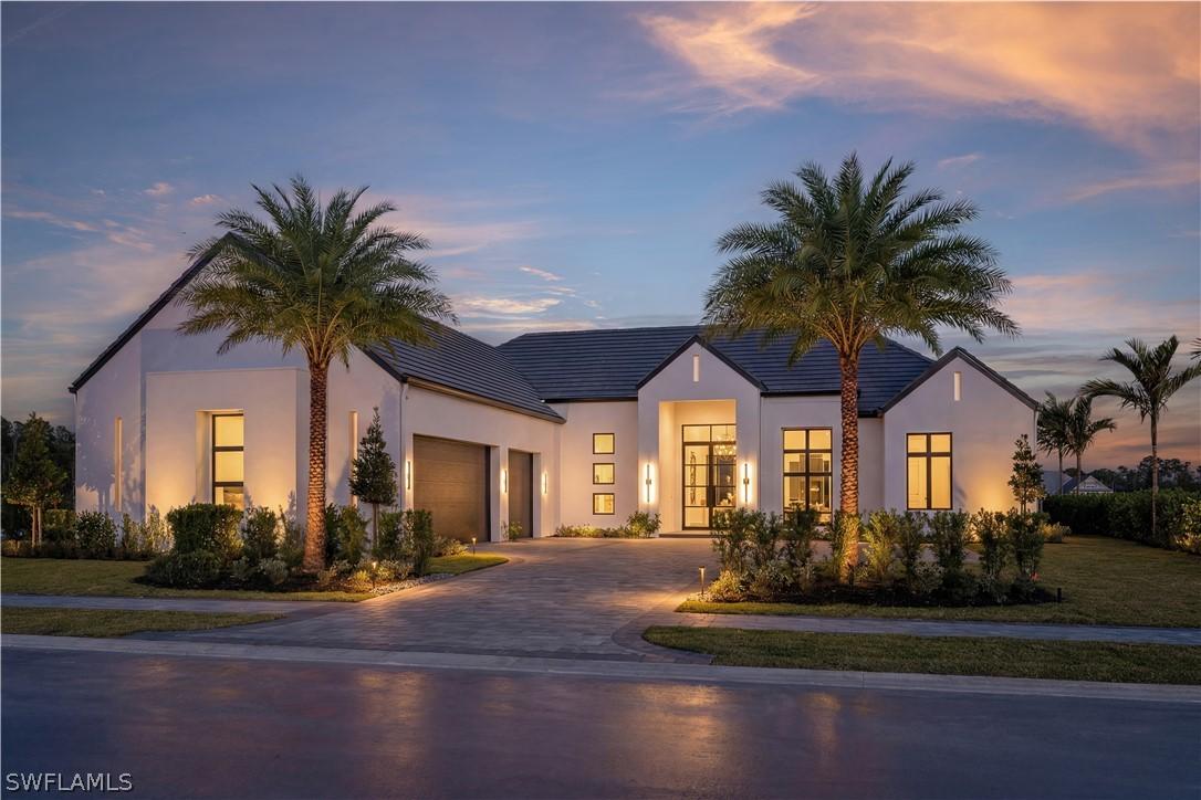 970 French Oak St., Naples, FL 34120