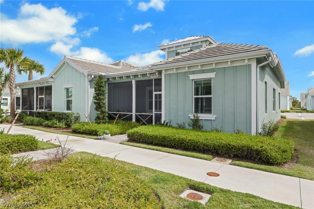 7222 Saona Ct., Naples, FL 34113