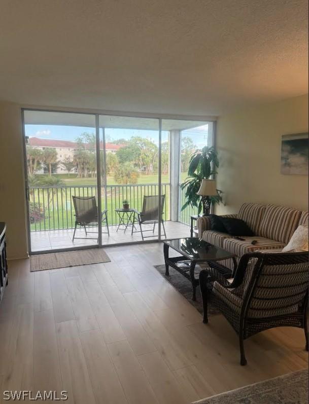 1057 Forest Lakes Dr. #1208, Naples, FL 34105