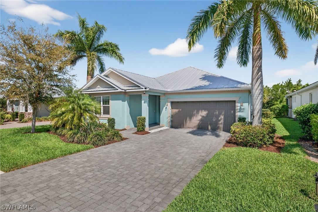 14520 Topsail Dr., Naples, FL 34114