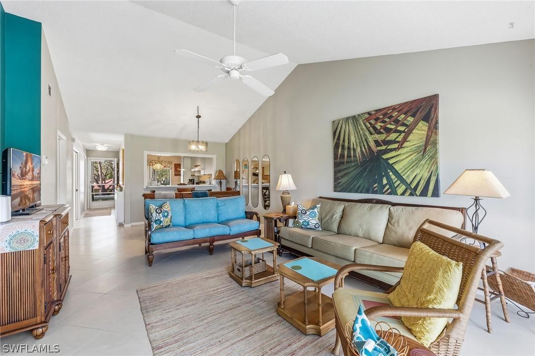 534 Augusta Blvd. #E204, Naples, FL 34113